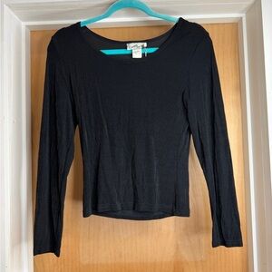 Green Box Women’s Black Long Sleeve Crop Top - Stretchy. Size: Medium
